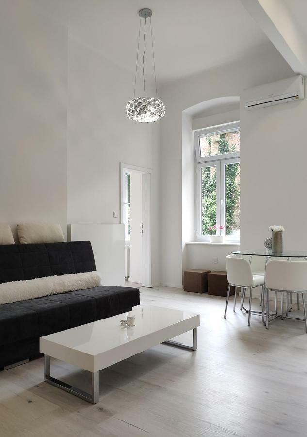 Luxurios And Historic Apartment "Shine" - Right On The Main Square Zagreb Eksteriør bilde